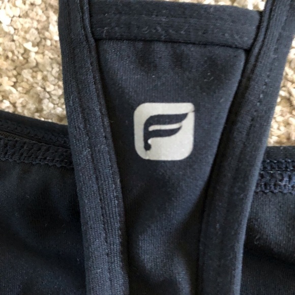 Fabletics sports bra drape tank top in size XS - Picture 3 of 4